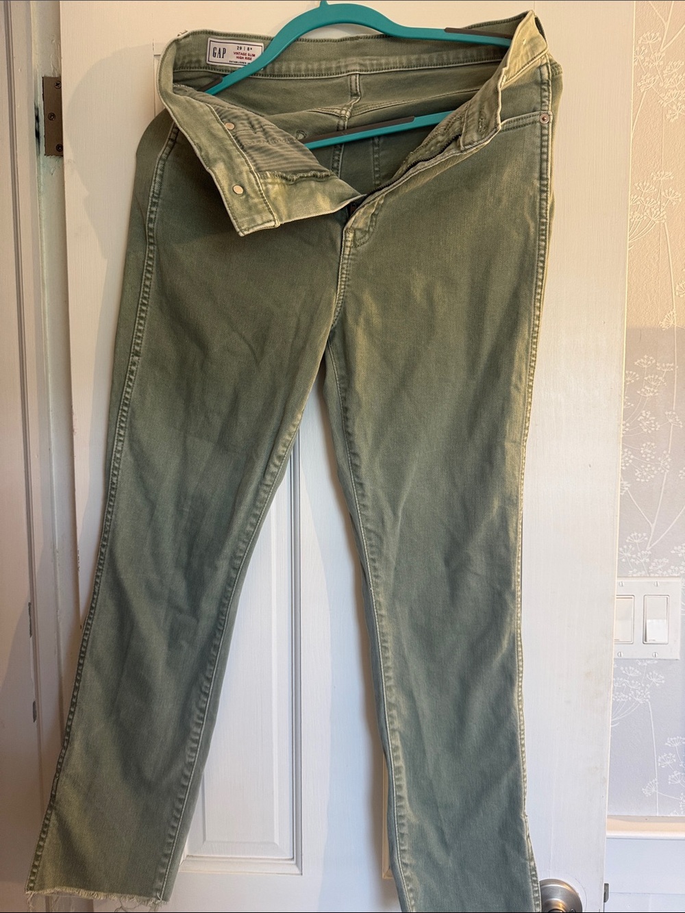 GAP Vintage Slim High-Rise Pants in Sage Green